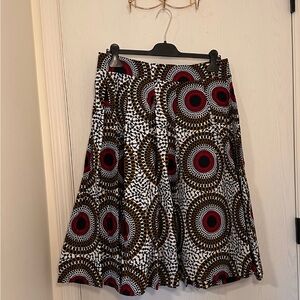 Chic A-Line Skirt with Bold Patterns